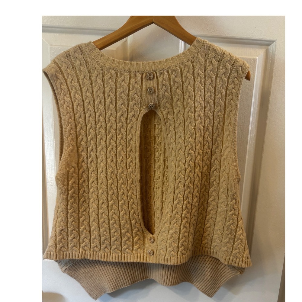 Mia de Andrea Tan Cable Knit Sweater Vest Back Keyhole Button Detail XL 18095
